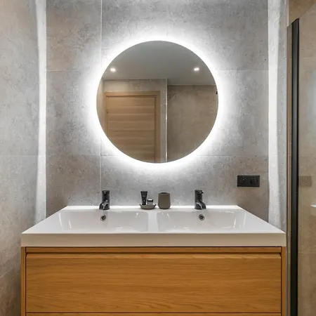 Exceptional With Sea View *